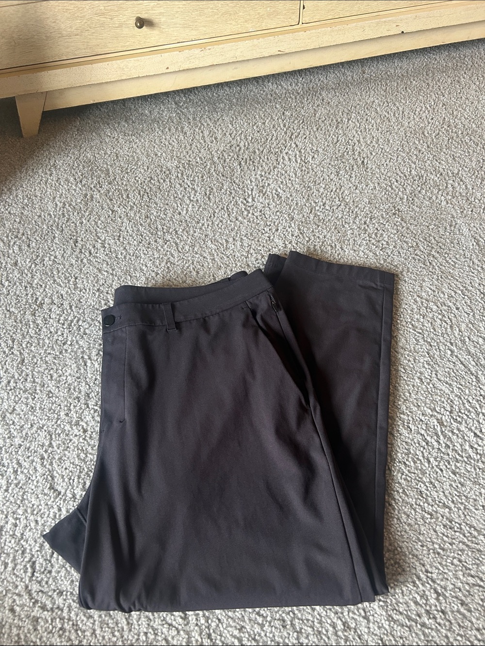 Men’s LuluLemon ABC Pant